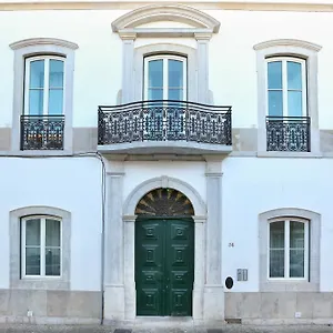 Hot Breeze Apartment