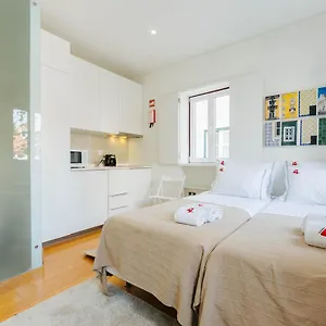 Rent4rest Downtown Tiny Apartment Lisbon